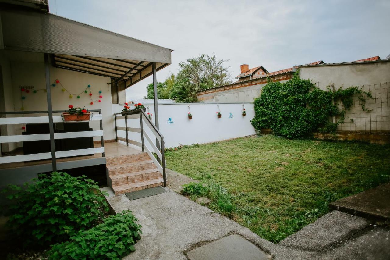 Petros Apartmani Вуковар Экстерьер фото